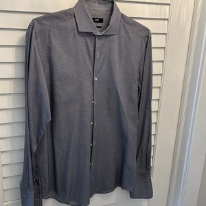 Men’s Hugo Boss dress shirt. Slim fit size 42 16 1/2. Cuff link cuff.